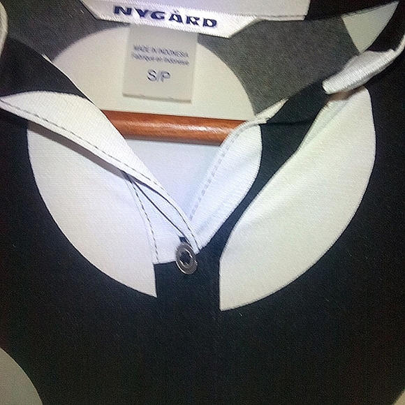 Bold Print Nygard Blouse NWT - Picture 10 of 10